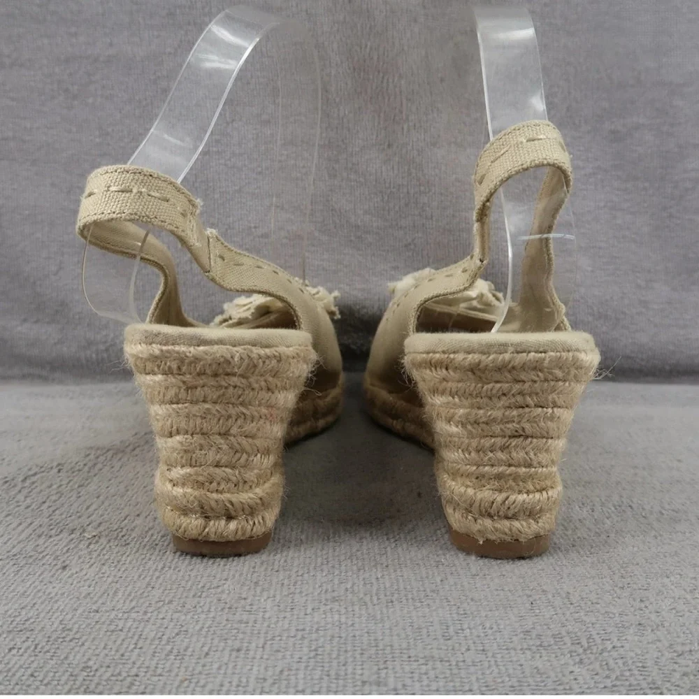 Natralizer. Tan Espadrilles with Floral Detail